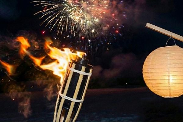 Dvě večerní akce na závěr roku: Světlušky pro děti a Silvestrovský sjezd s pochodněmi