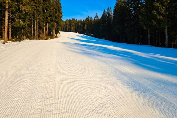 Na Špičáku stále lyžujeme na 6 kilometrech sjezdovek