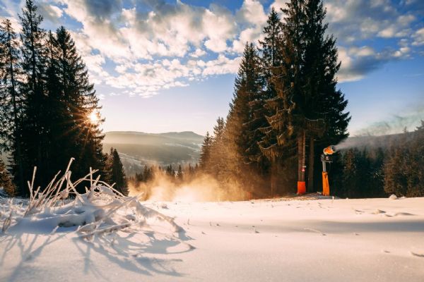 SKI&BIKE Špičák přeje krásné svátky