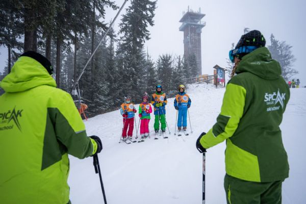 Lyžujeme na čtyřech kilometrech sjezdovek 