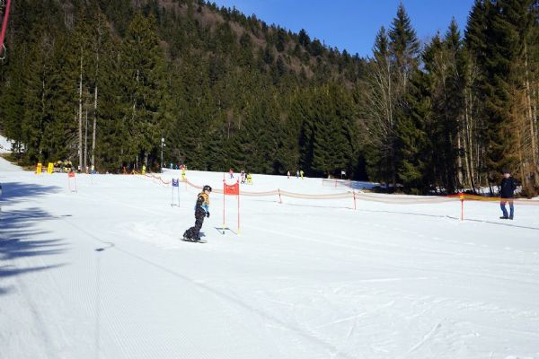 Na Špičáku se aktuálně stále lyžuje na 6,5 kilometrech sjezdovek