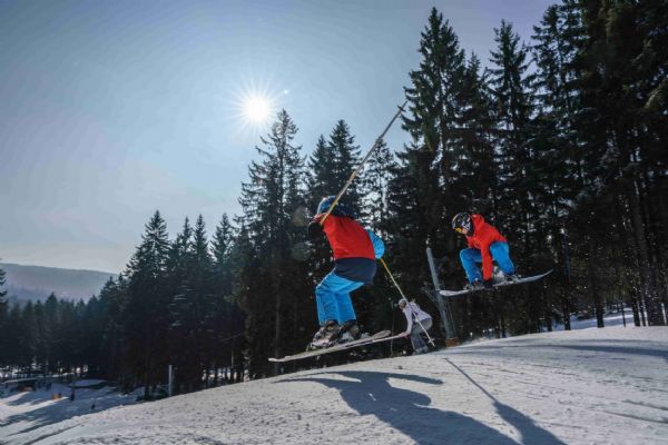 Přihlášky do víkendových lyžařských kurzů